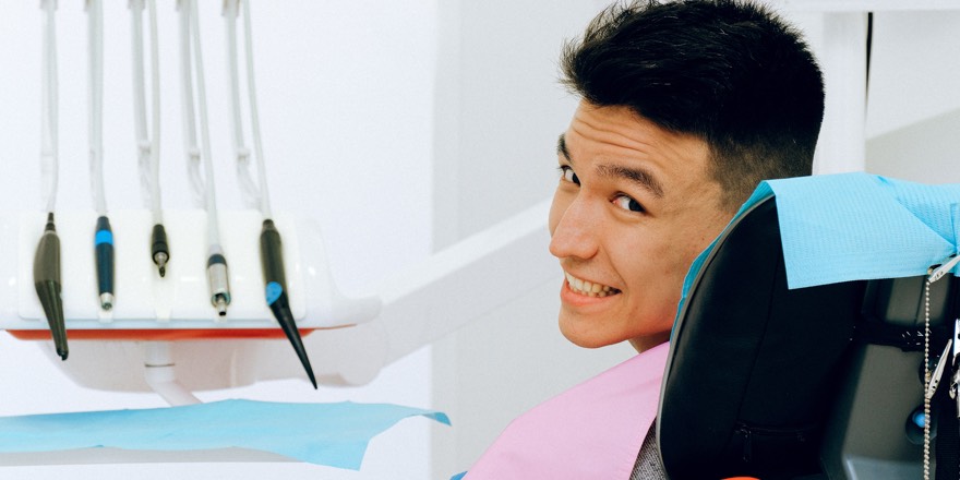Warum sind regelmässige Zahnarztkontrollen wichtig?